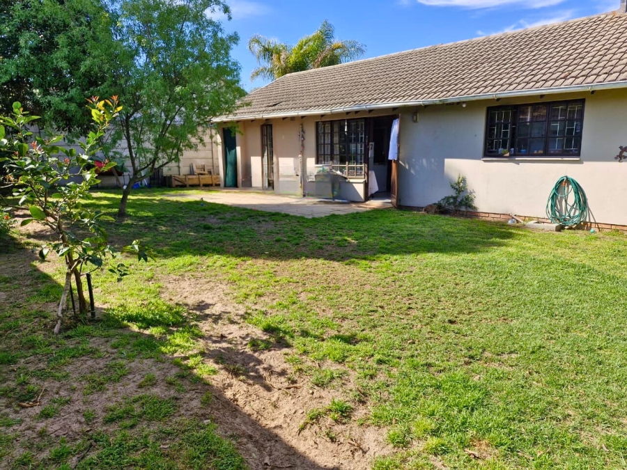 To Let 2 Bedroom Property for Rent in Vredekloof East Western Cape